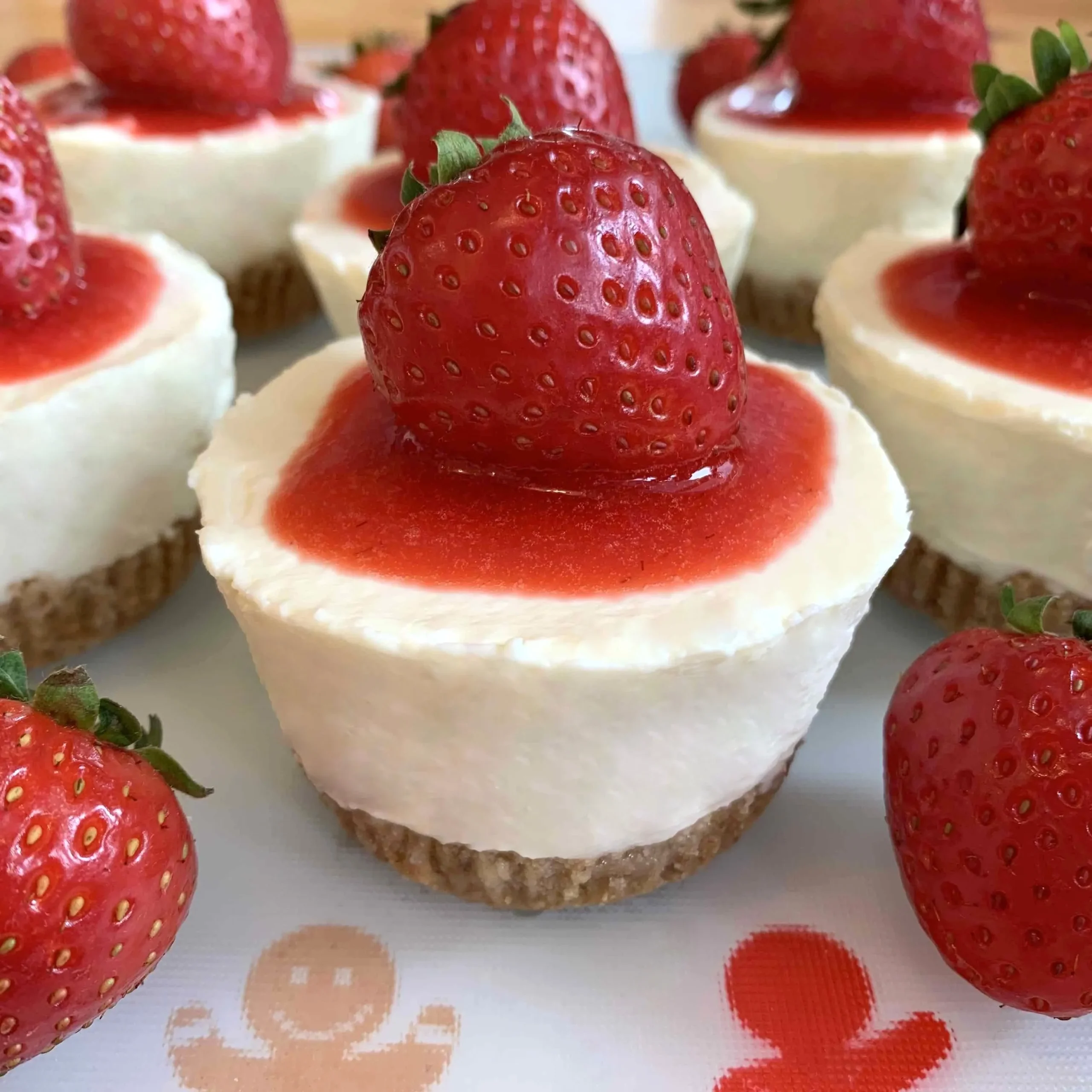 Mini No Bake Cheesecakes