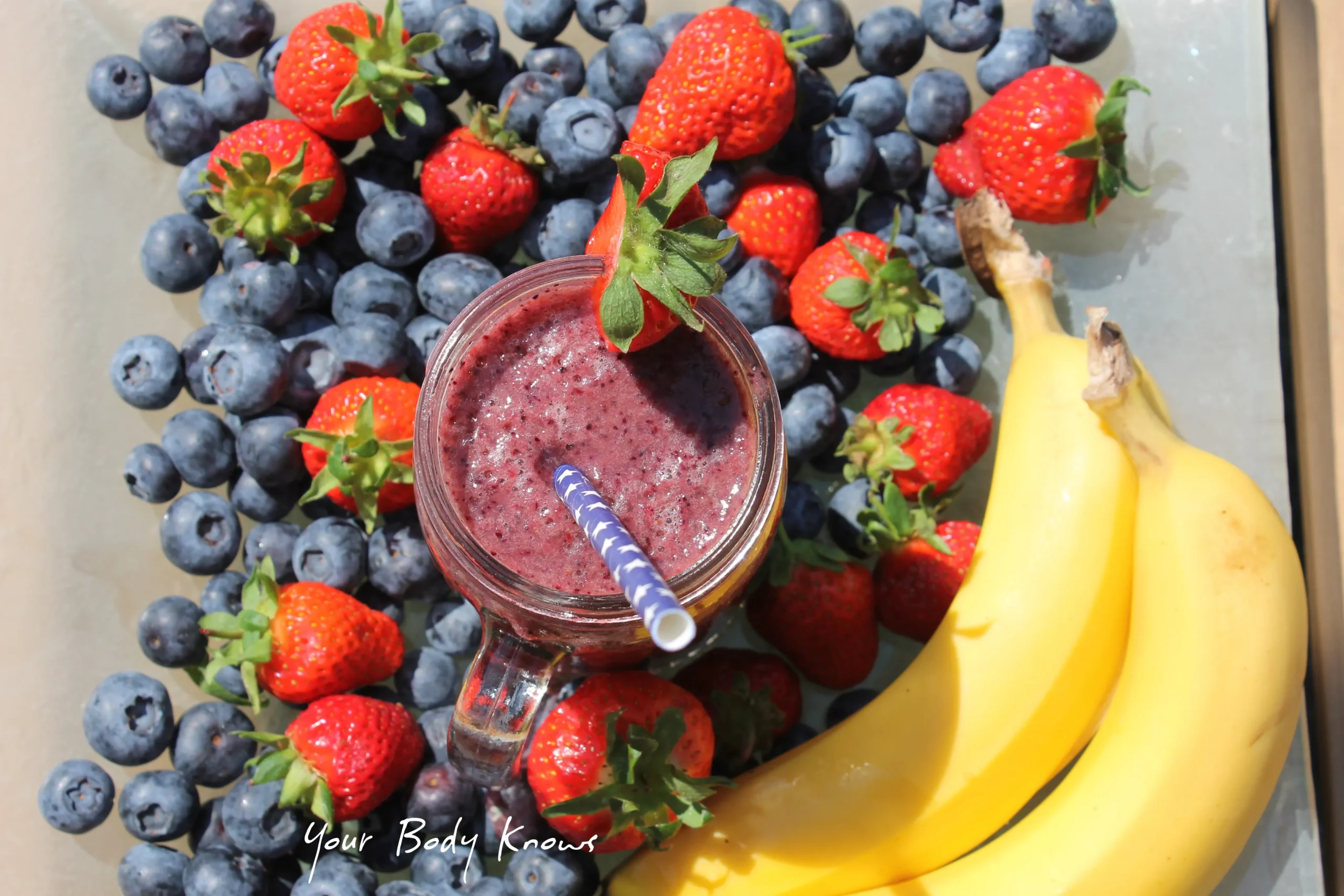 Mixed Berries and Banana Smoothie