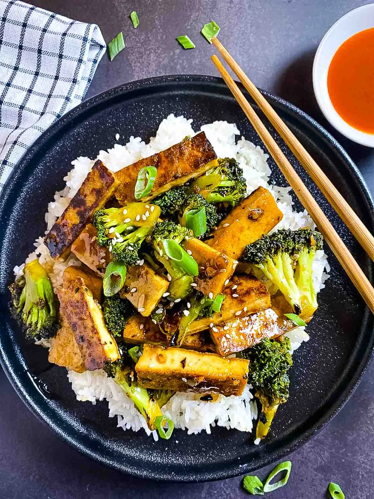 Mongolian Tofu with Broccoli and Brown Rice