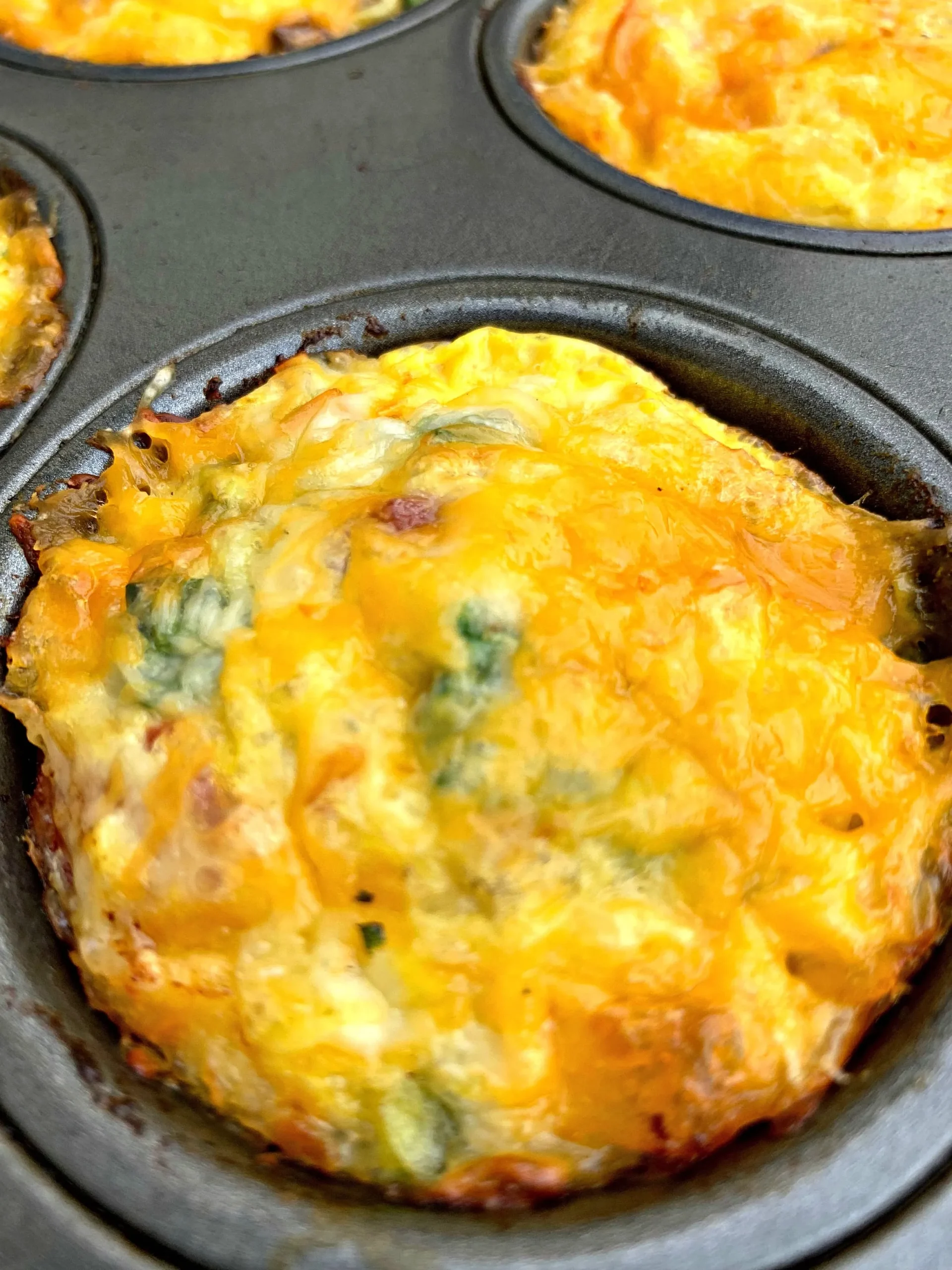 Muffin Tin Low Carb Breakfast Casserole