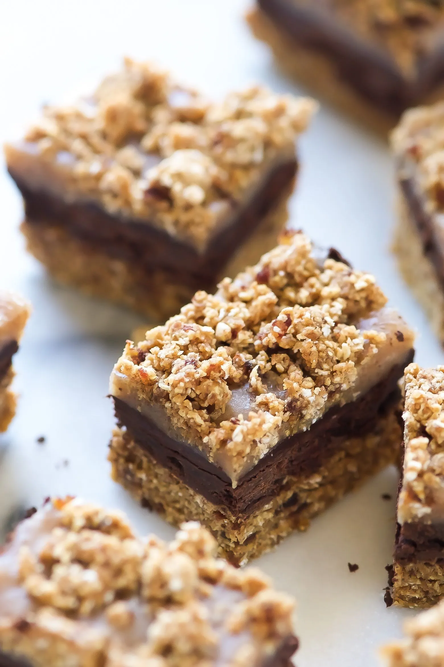 No Bake Chocolate Nutella Oatmeal Bars