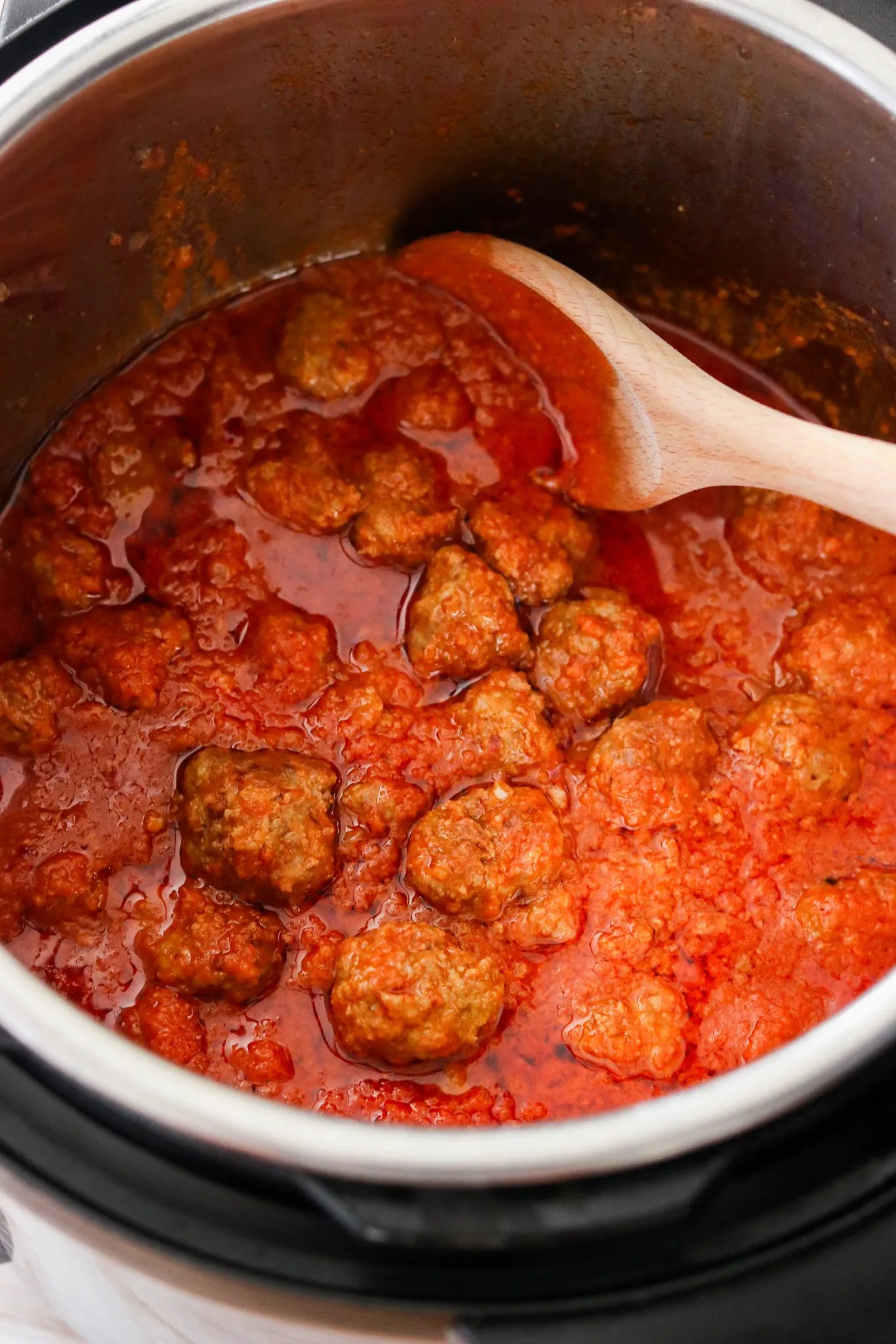 Paleo Instant Pot Cocktail Meatballs