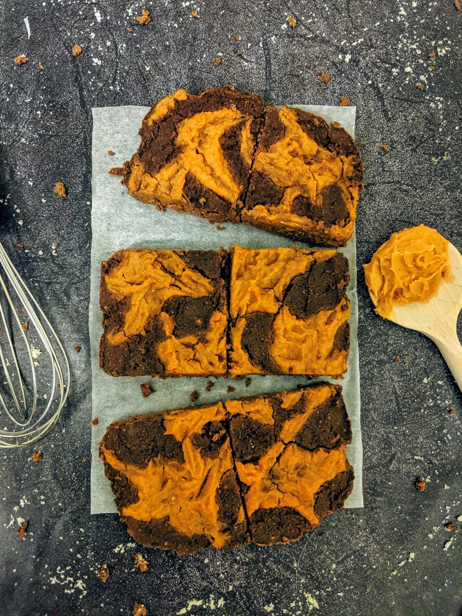 Paleo Pumpkin Swirl Brownies