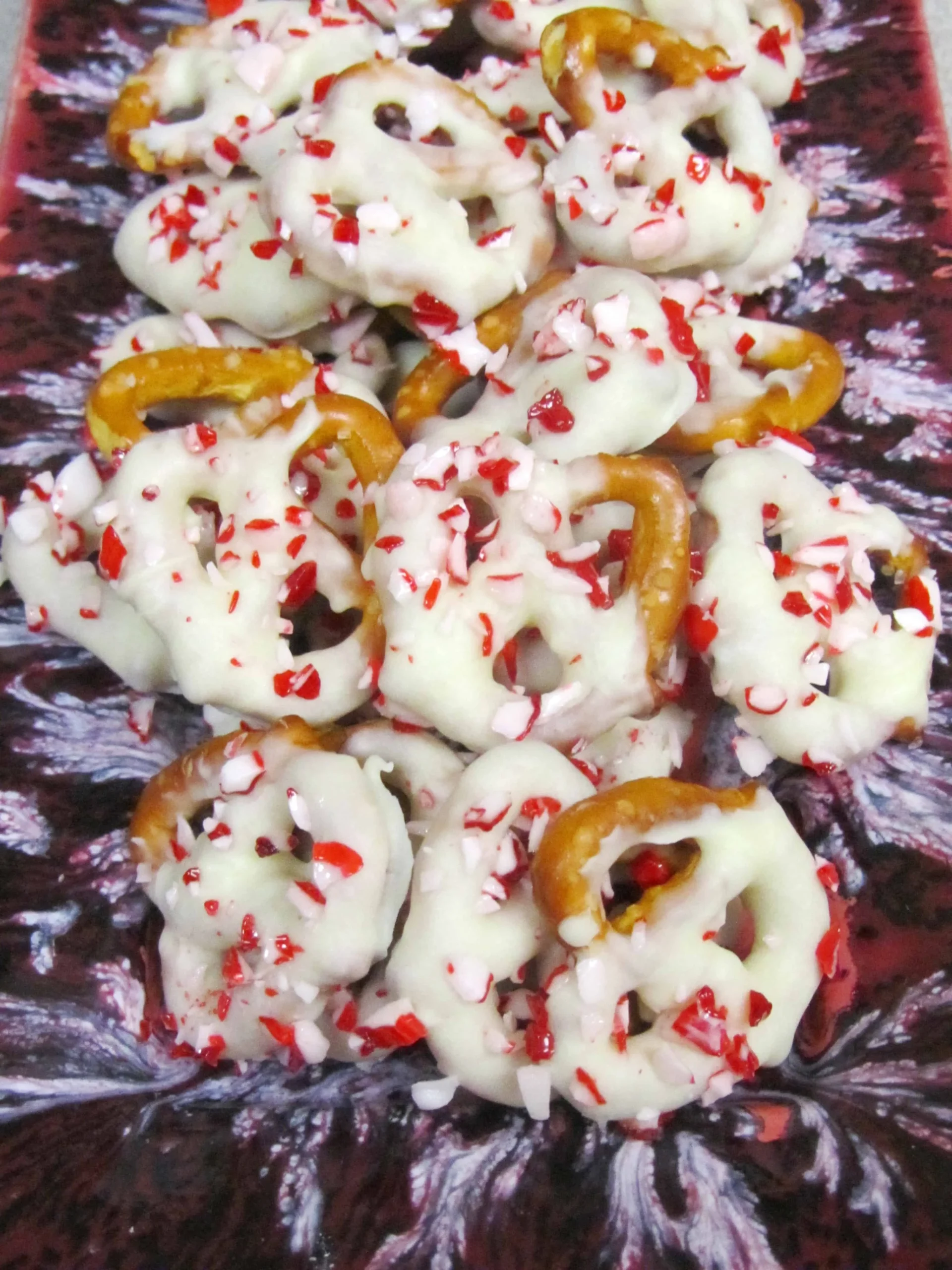 Peppermint White Chocolate Pretzels