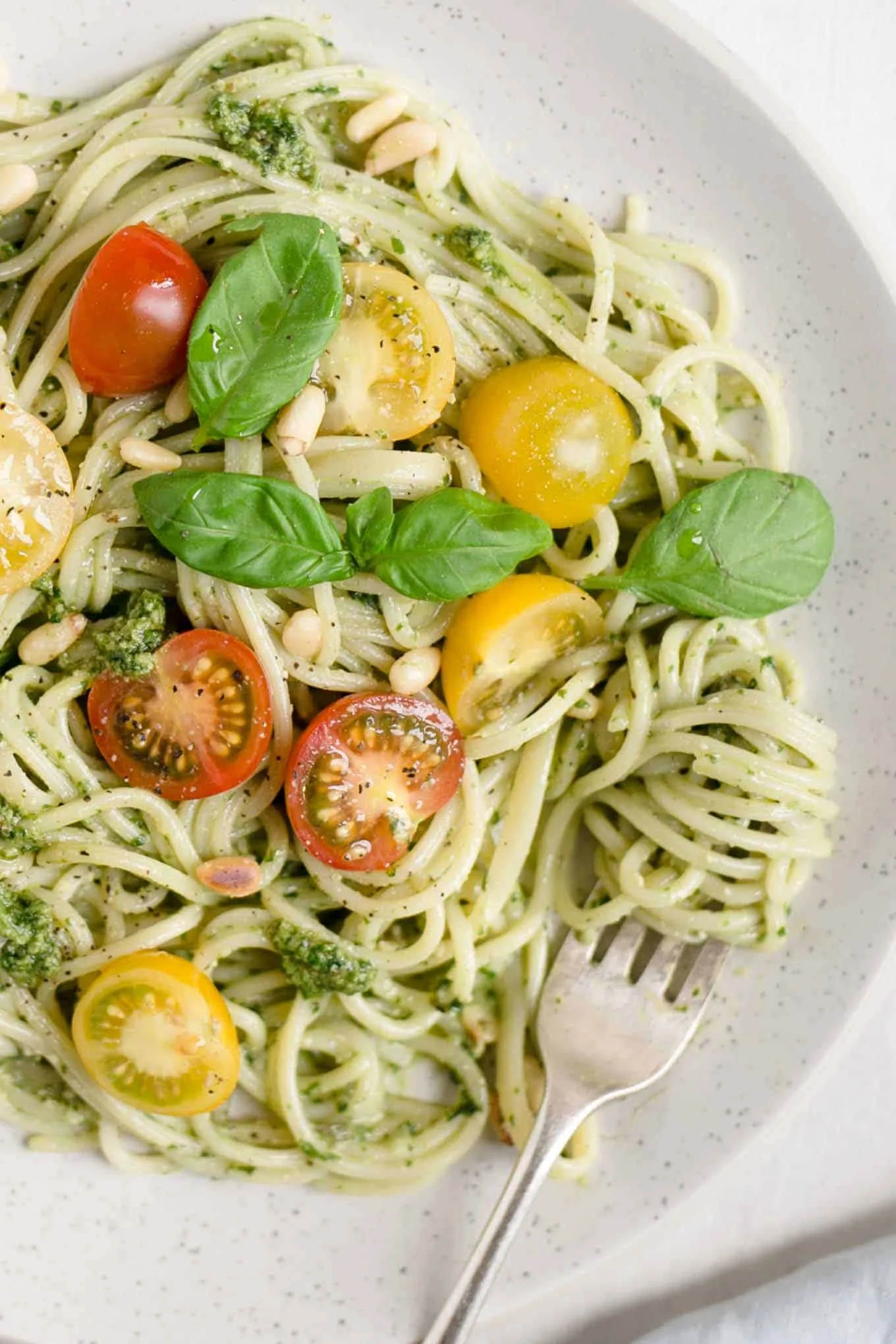 Pesto Pasta with Cherry Tomatoes