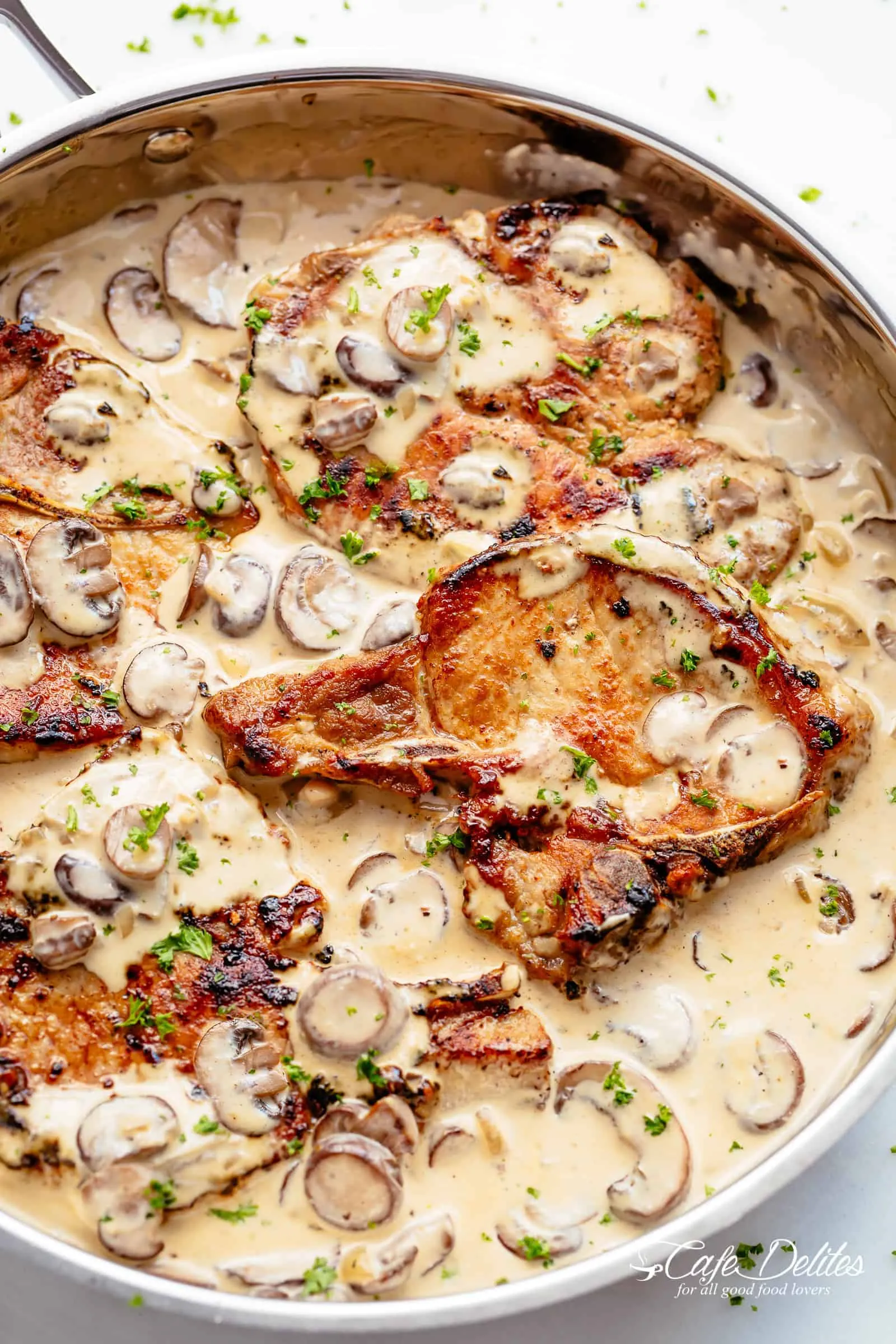 Pork Chops with Creamy Mushroom Gravy