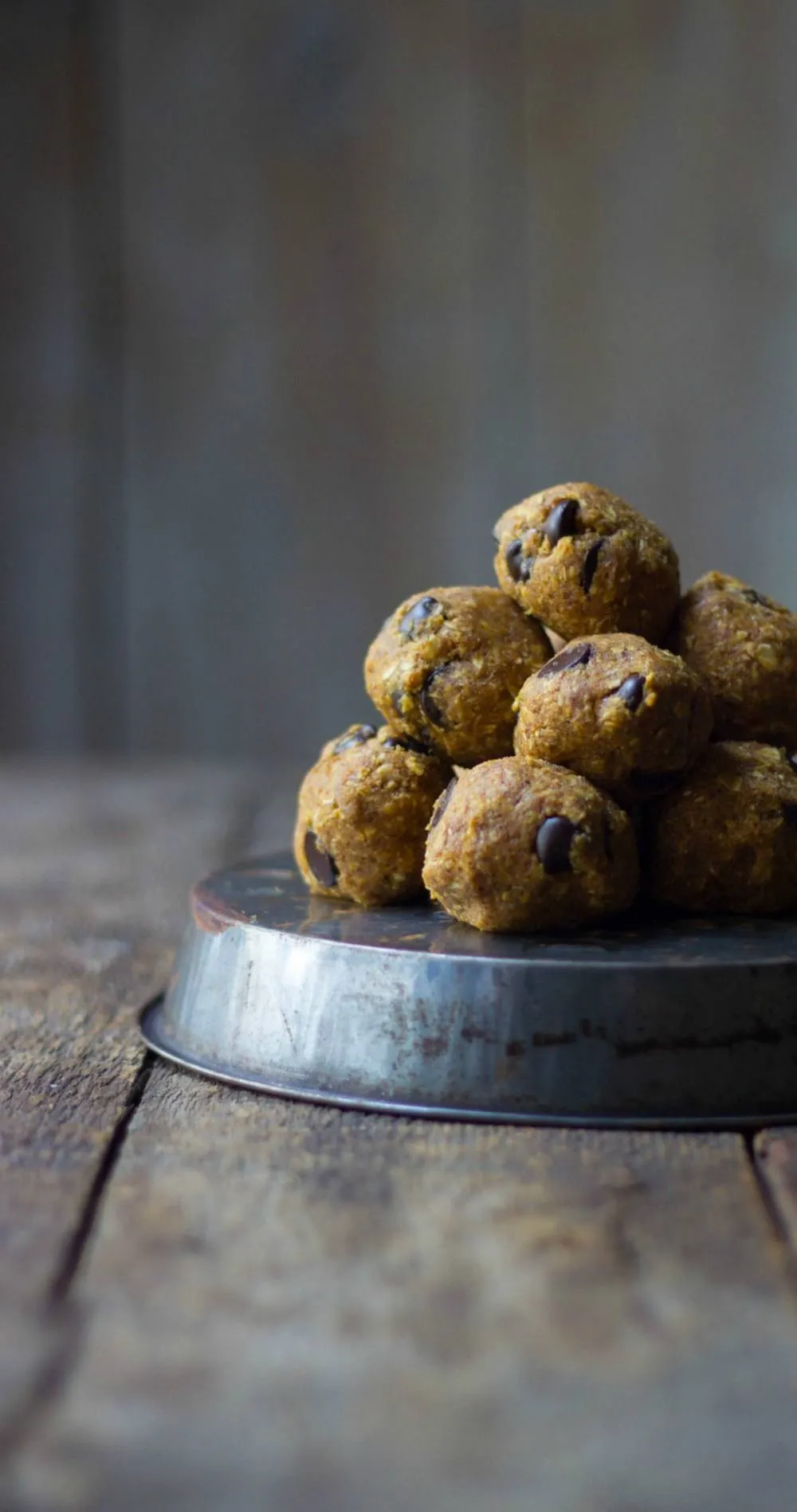 Pumpkin Chocolate Chip Cookie Dough Bites