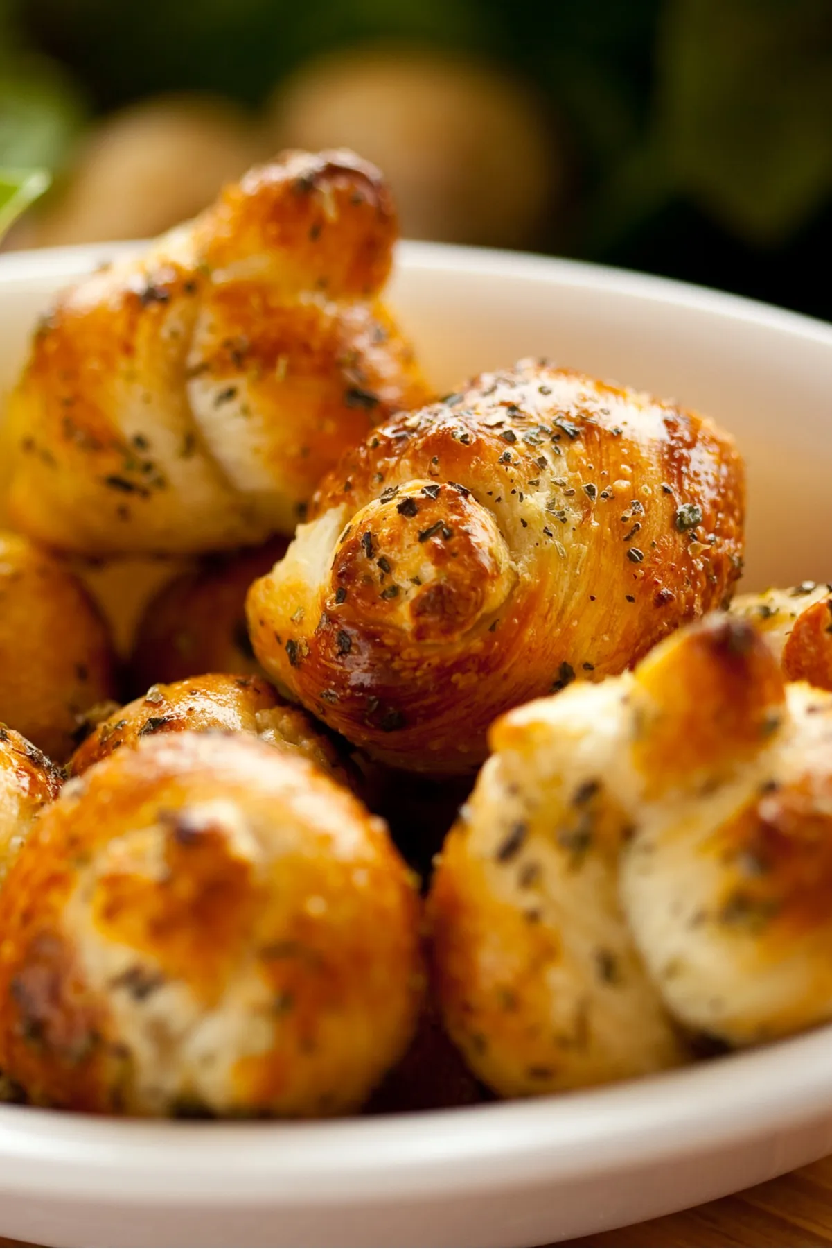 Quick Easy Garlic Knots