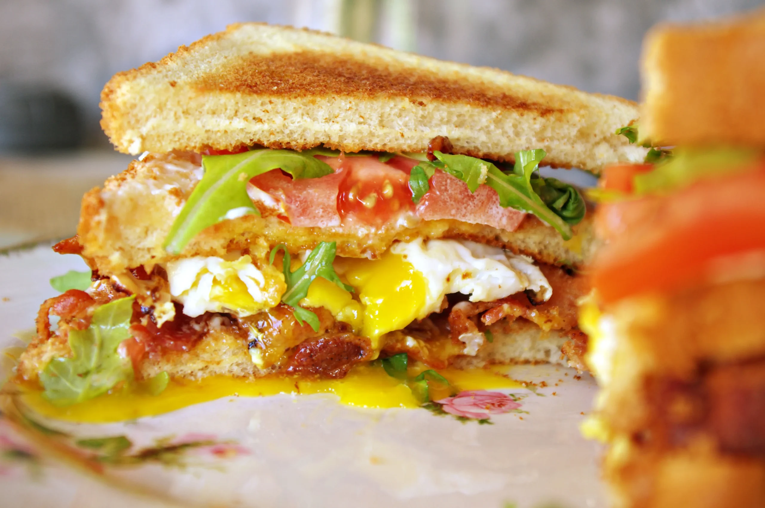Quick and Easy Fried Egg BLT