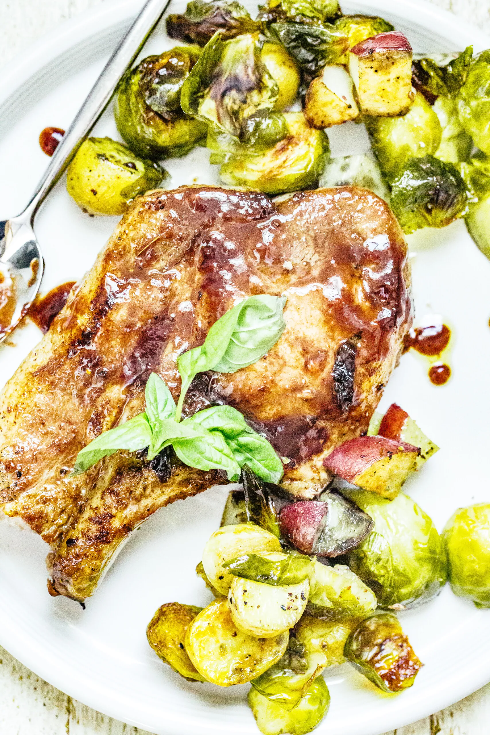 Raspberry Balsamic Glazed Pork Chops