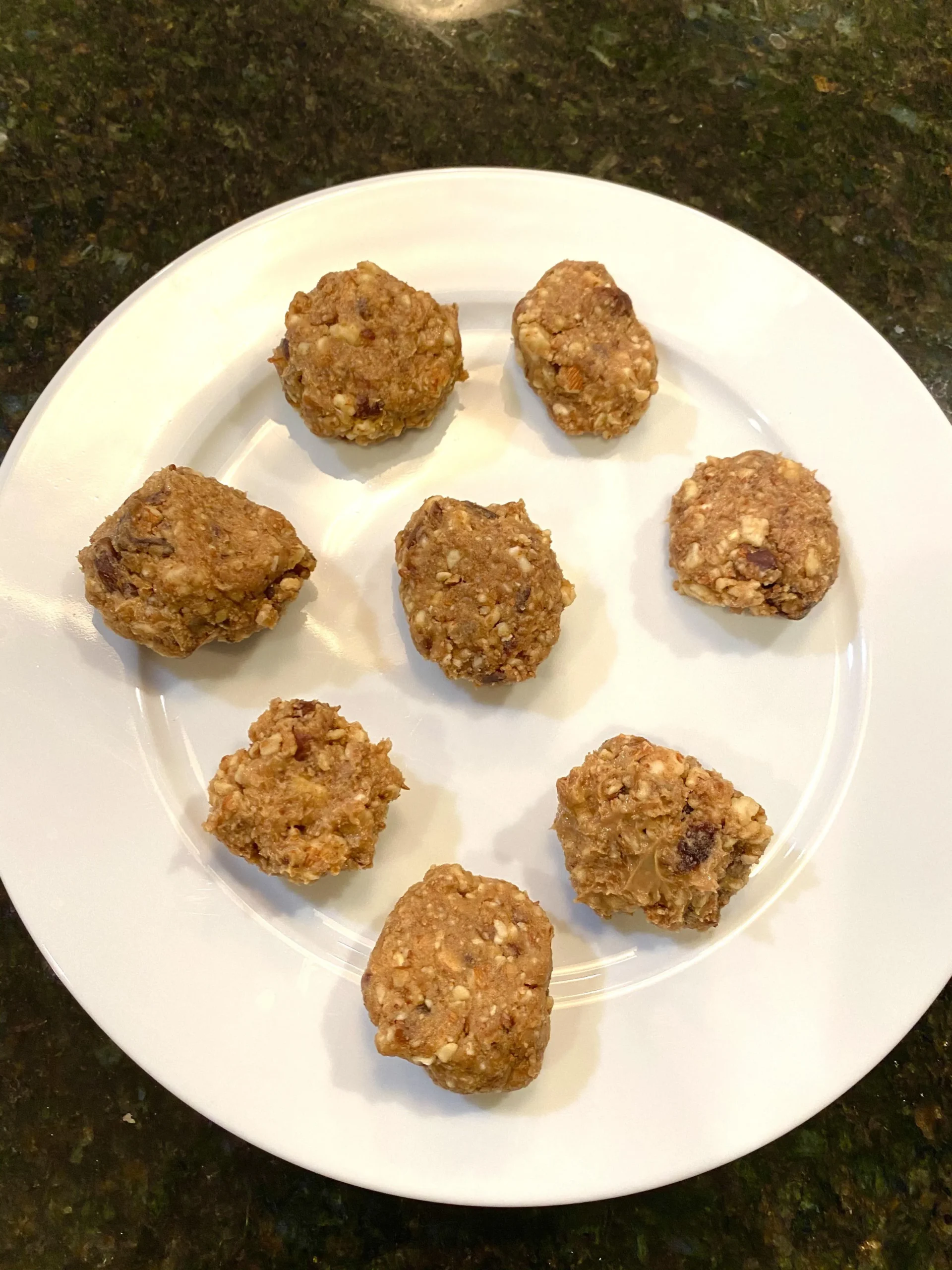 Raw Vegan Peanut Butter Cookies