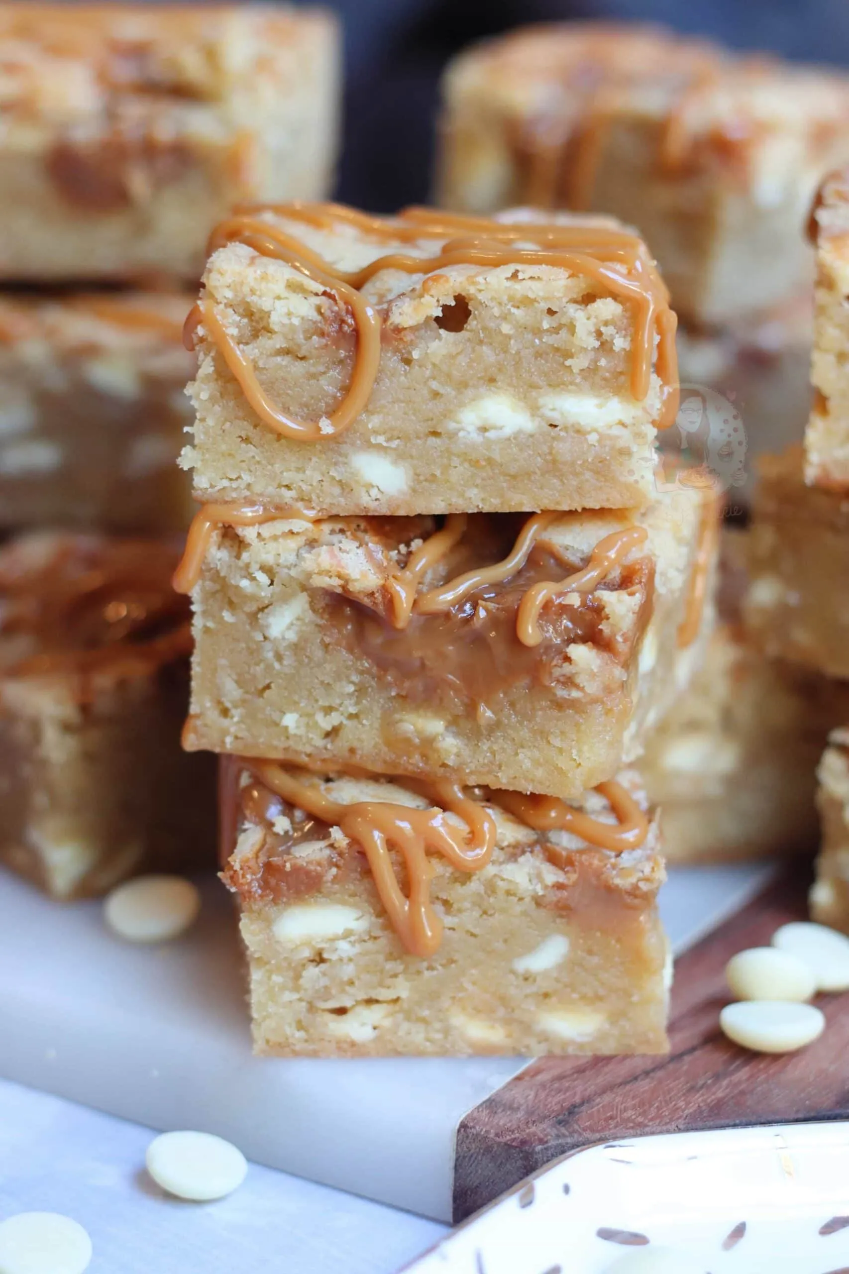 Real Sweet Iced Muscovado Caramel Nut Blondies