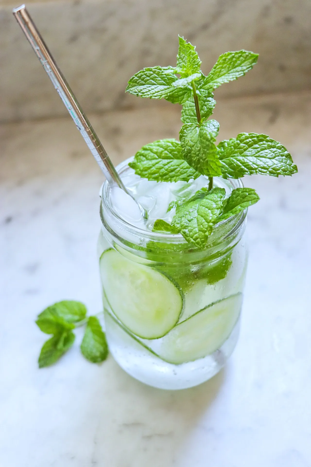 Refreshing Lemon Mint Tea Mocktail