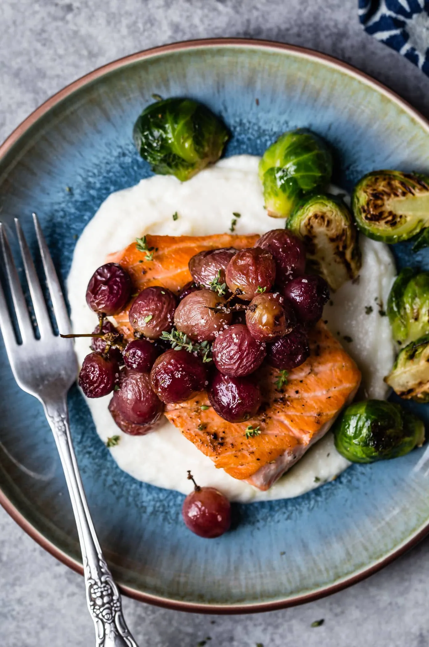 Salmon with Grapes and Leeks