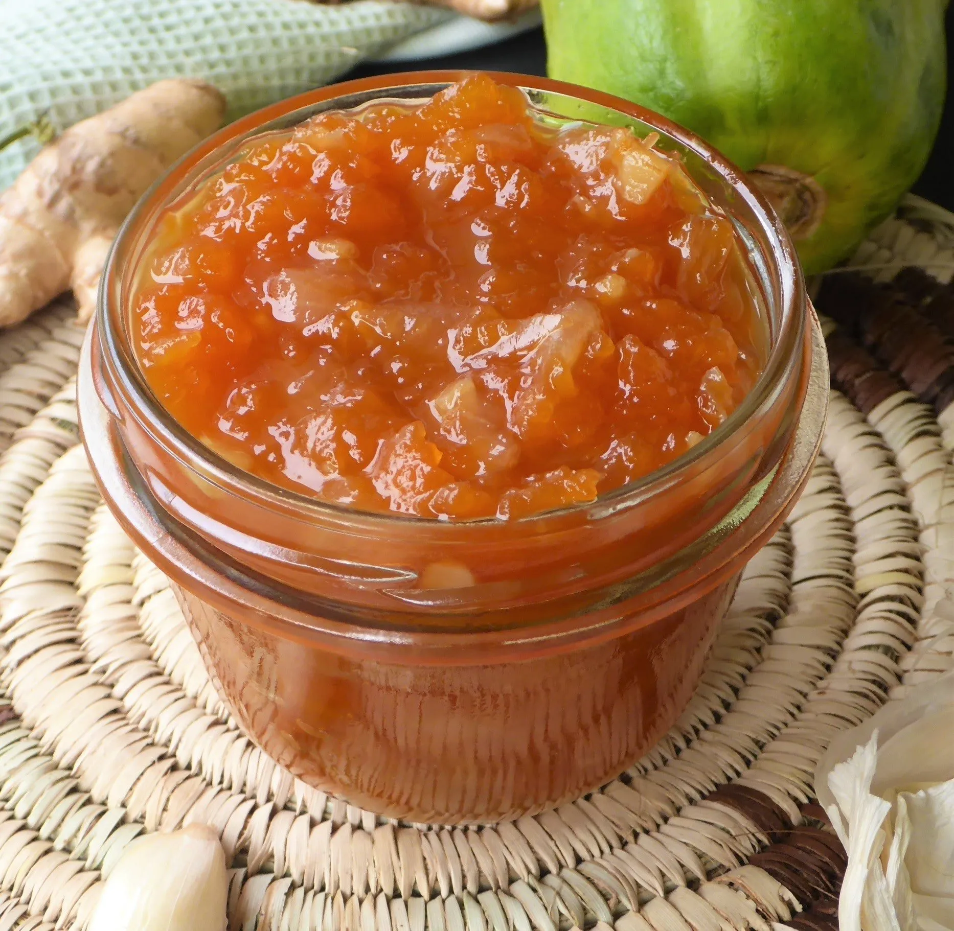 Shallot and Papaya Chutney