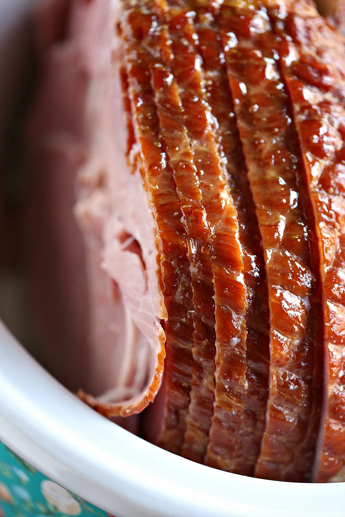 Slow Cooker Ham with Honey and Bourbon