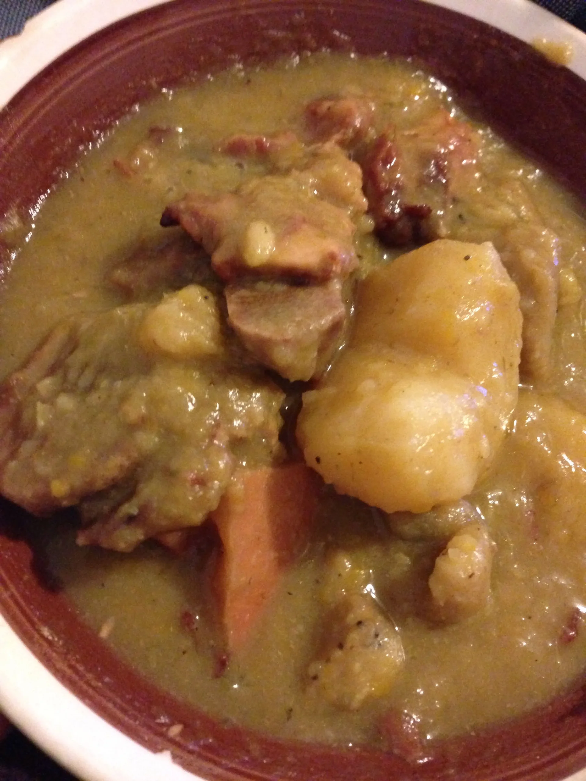 Slow Cooker Neck Bones and Potatoes