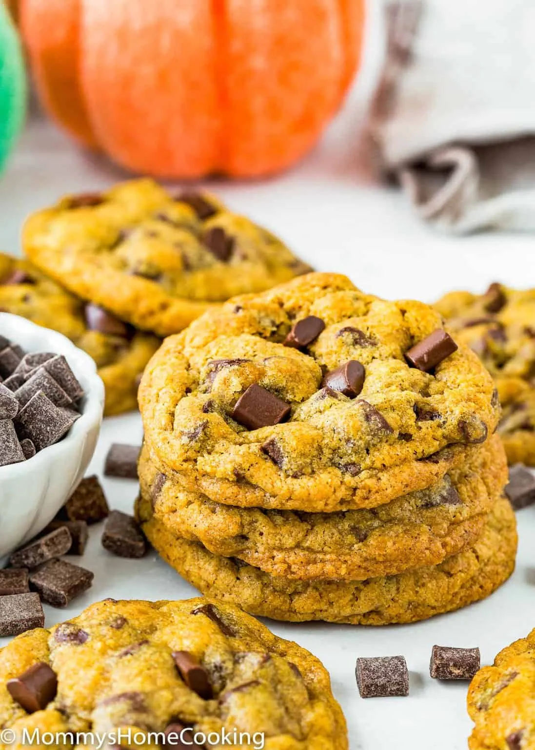Soft Batch Pumpkin Chocolate Chip Cookies (Eggless)
