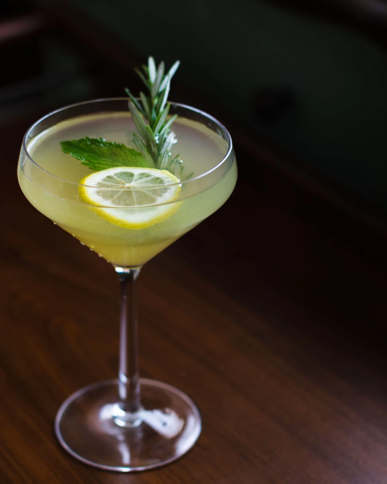 Sparkling Gin Rosemary Lemonade Cocktail