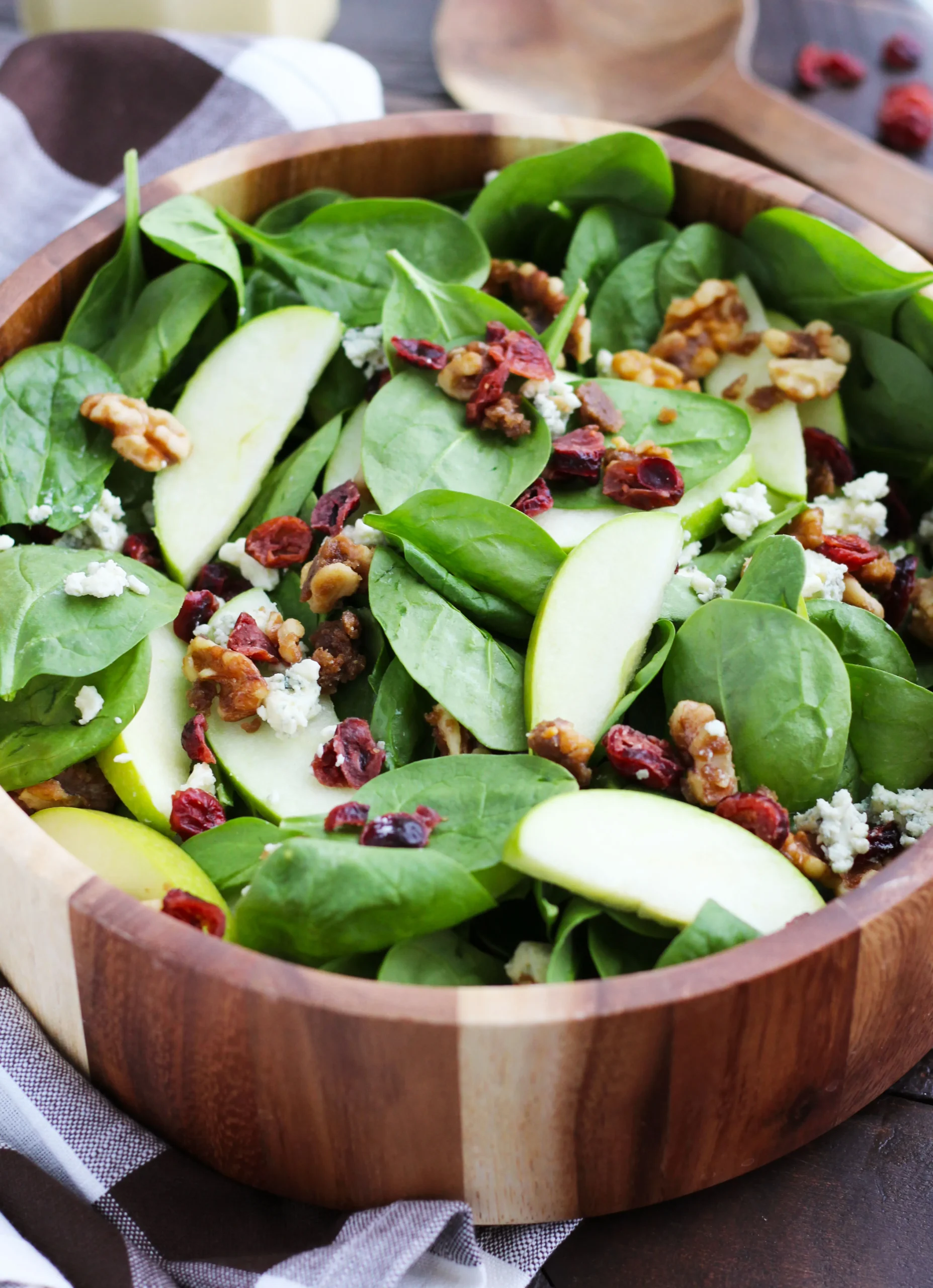 Spinach Salad with Apple, Cranberries, and Walnuts