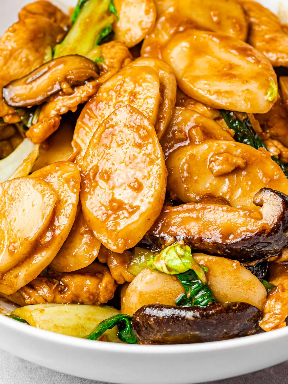 Stir Fried Shanghai Rice Cakes (Chao Nian Gao)