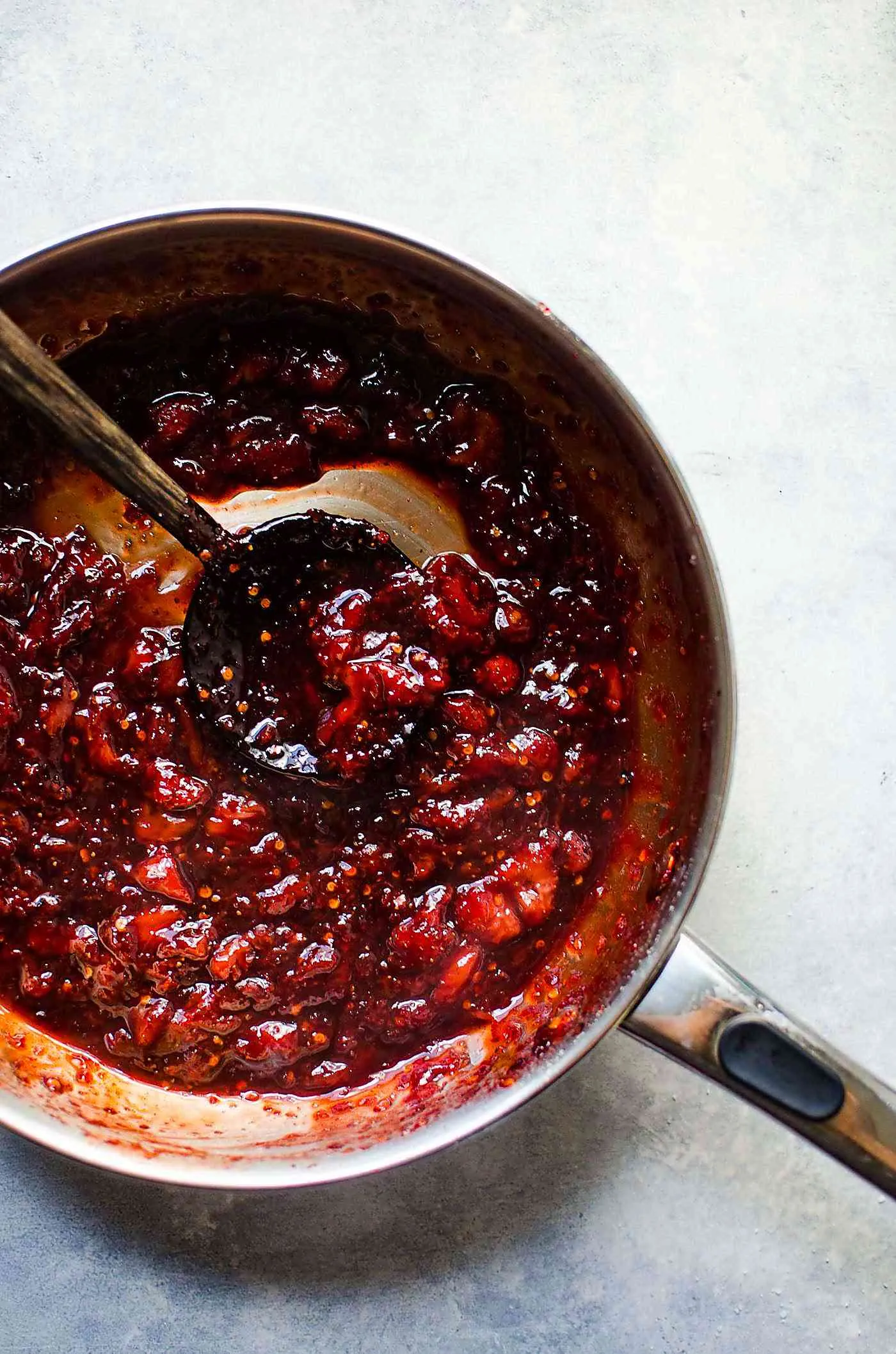 Strawberry Chilli Relish Sauce