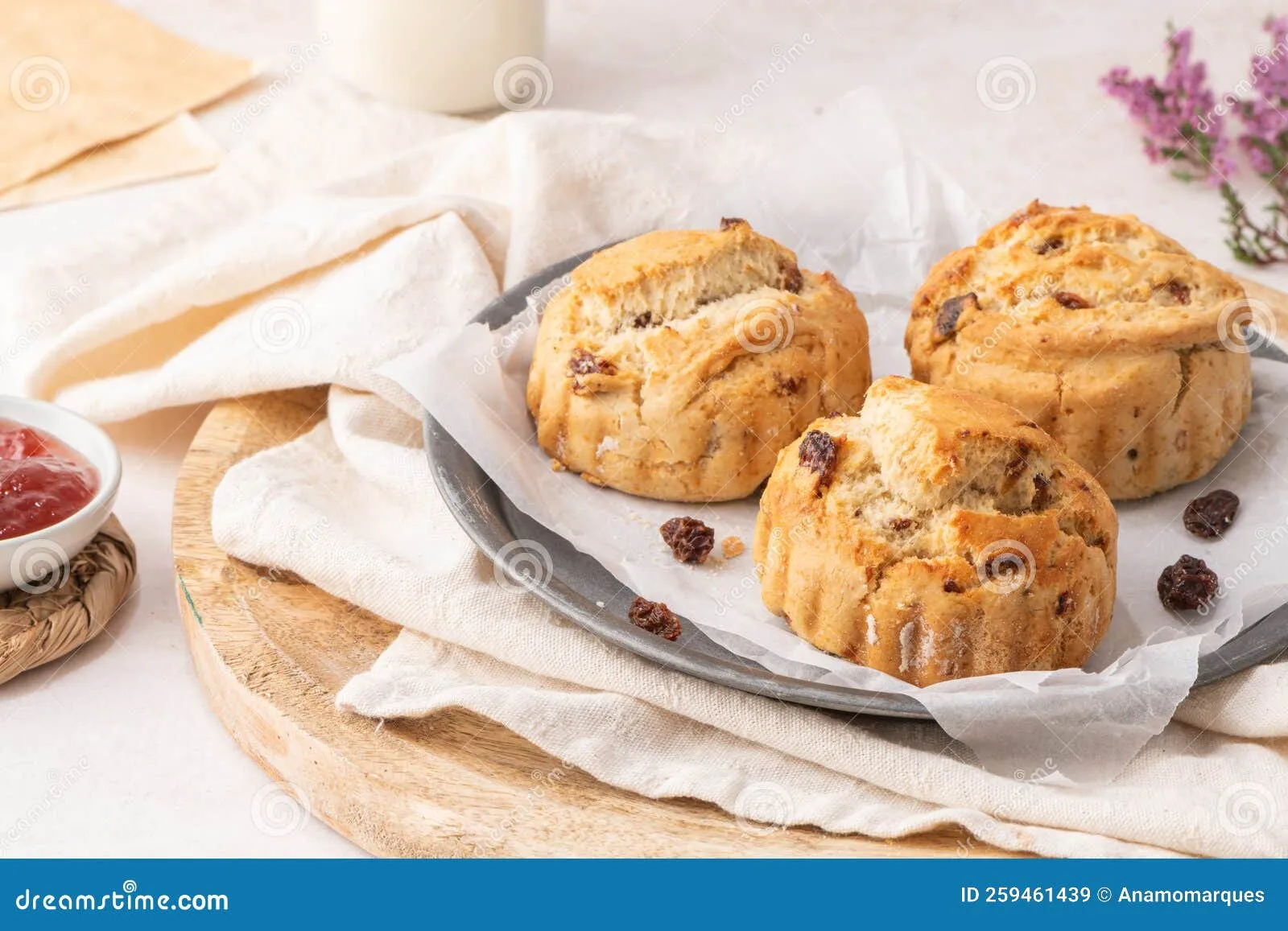 Strawberry Raisin Scone Bake