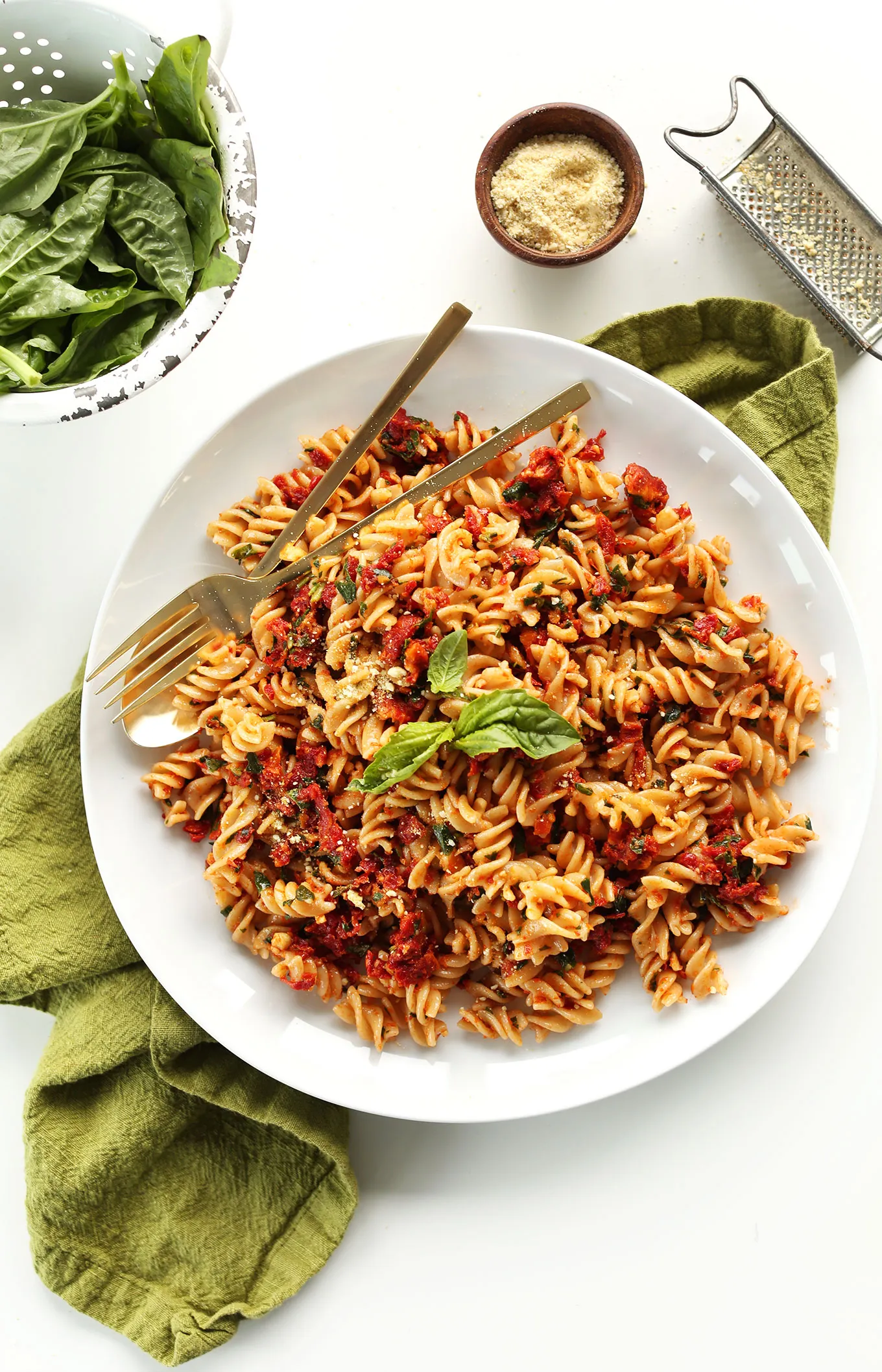 Sun Dried Tomato Pesto with Pasta