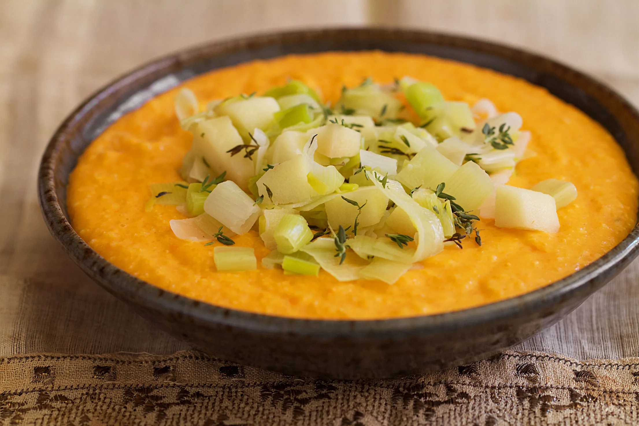 Sweet Grits Spiced Apples