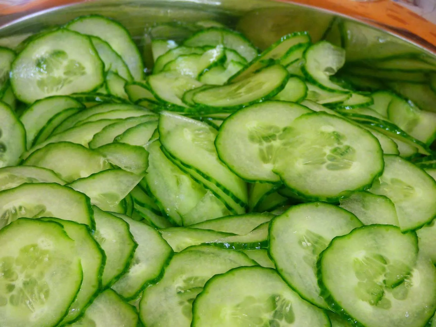 Sweet and Sour Cucumber Slices