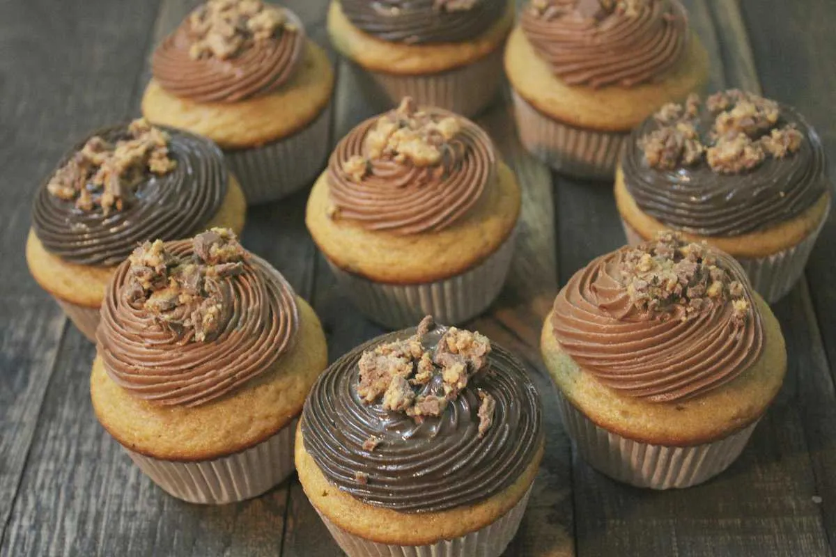 Teris Peanut Butter Cupcakes