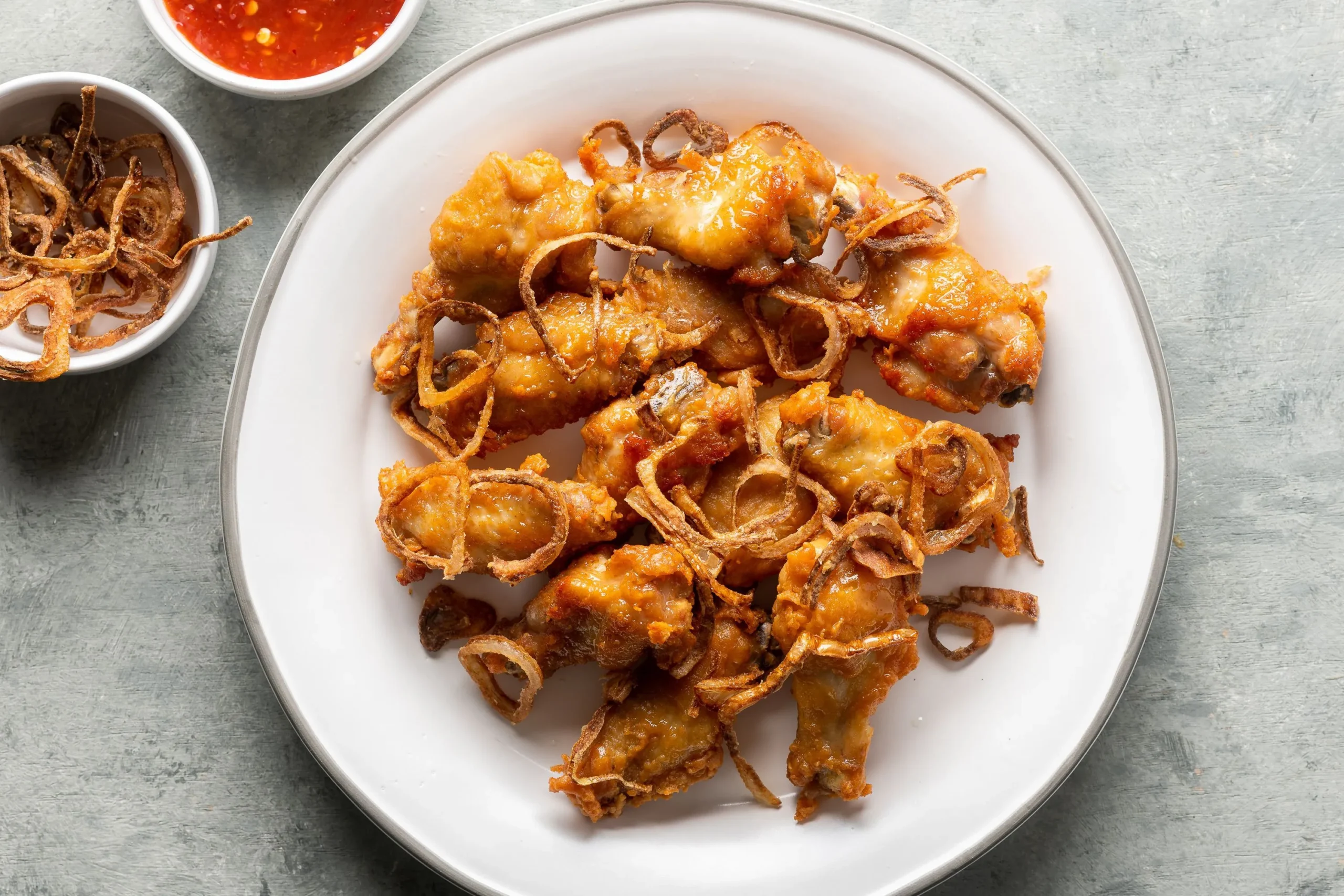 Thai Fried Chicken Wings with Hot and Sour Sauce and Salted Mango