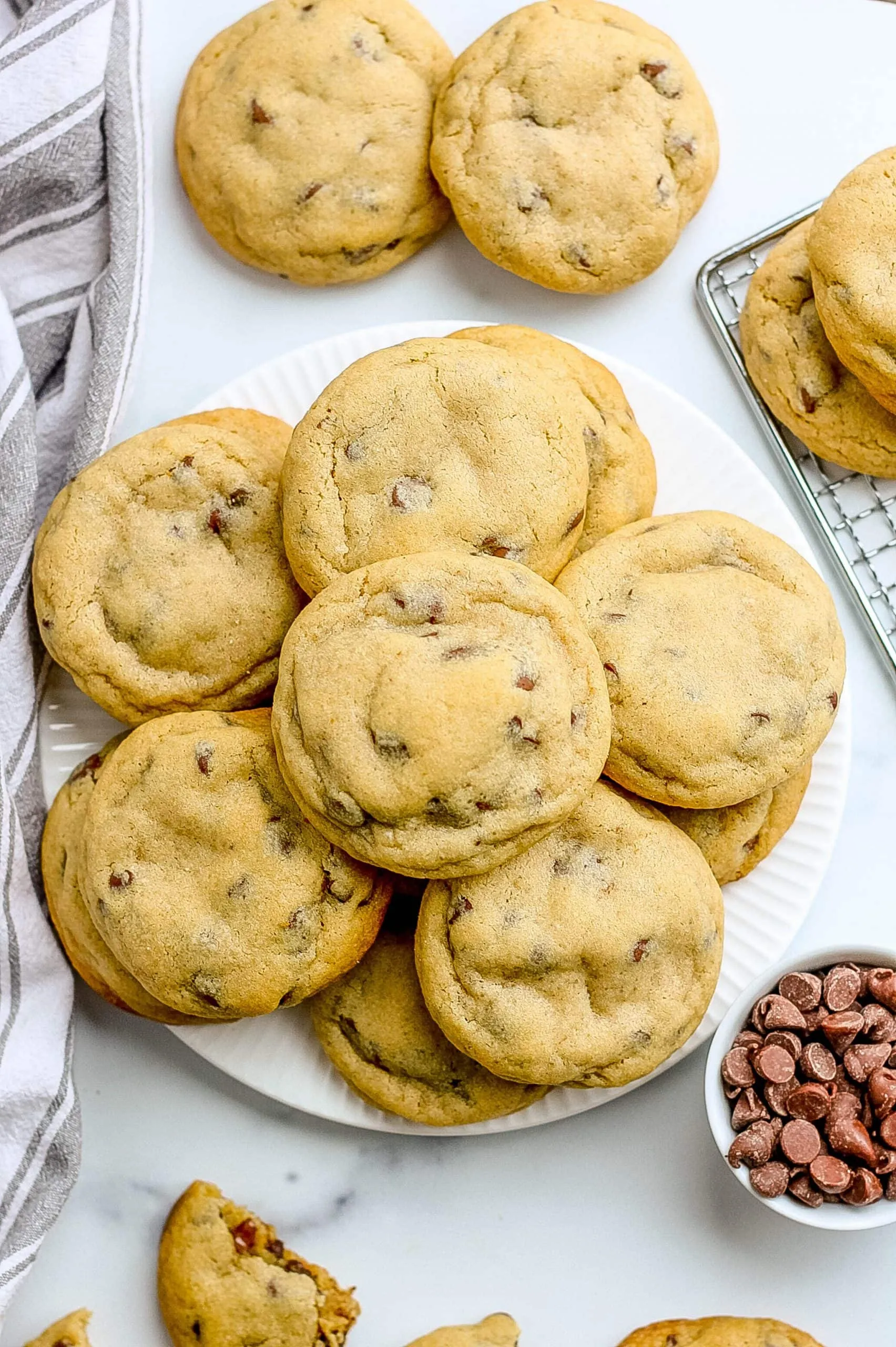 Thick Chewy Chocolate Chip Cookies