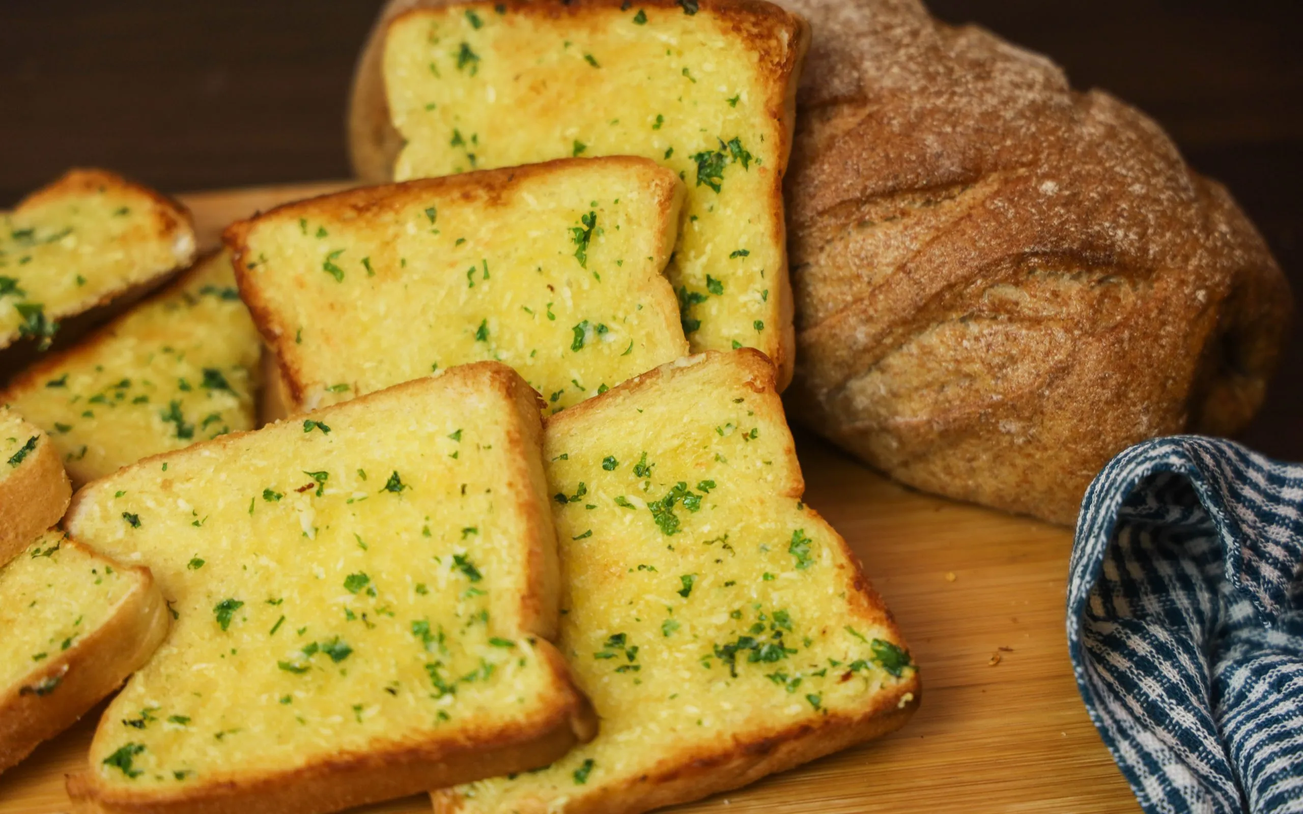 Toaster Oven Garlic Bread