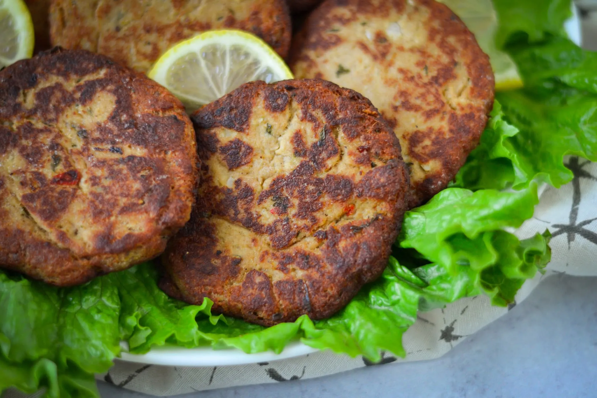 Tuna Fish Cakes Using Canned Tuna