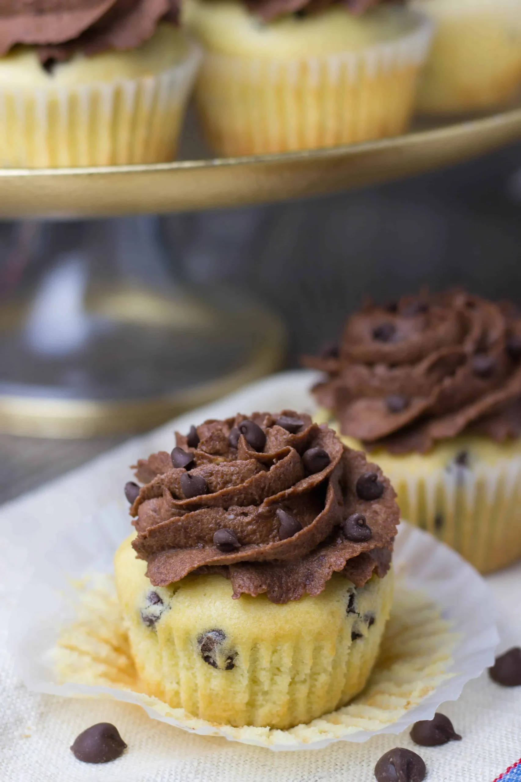 Vanilla Almond Chocolate Chip Cupcakes