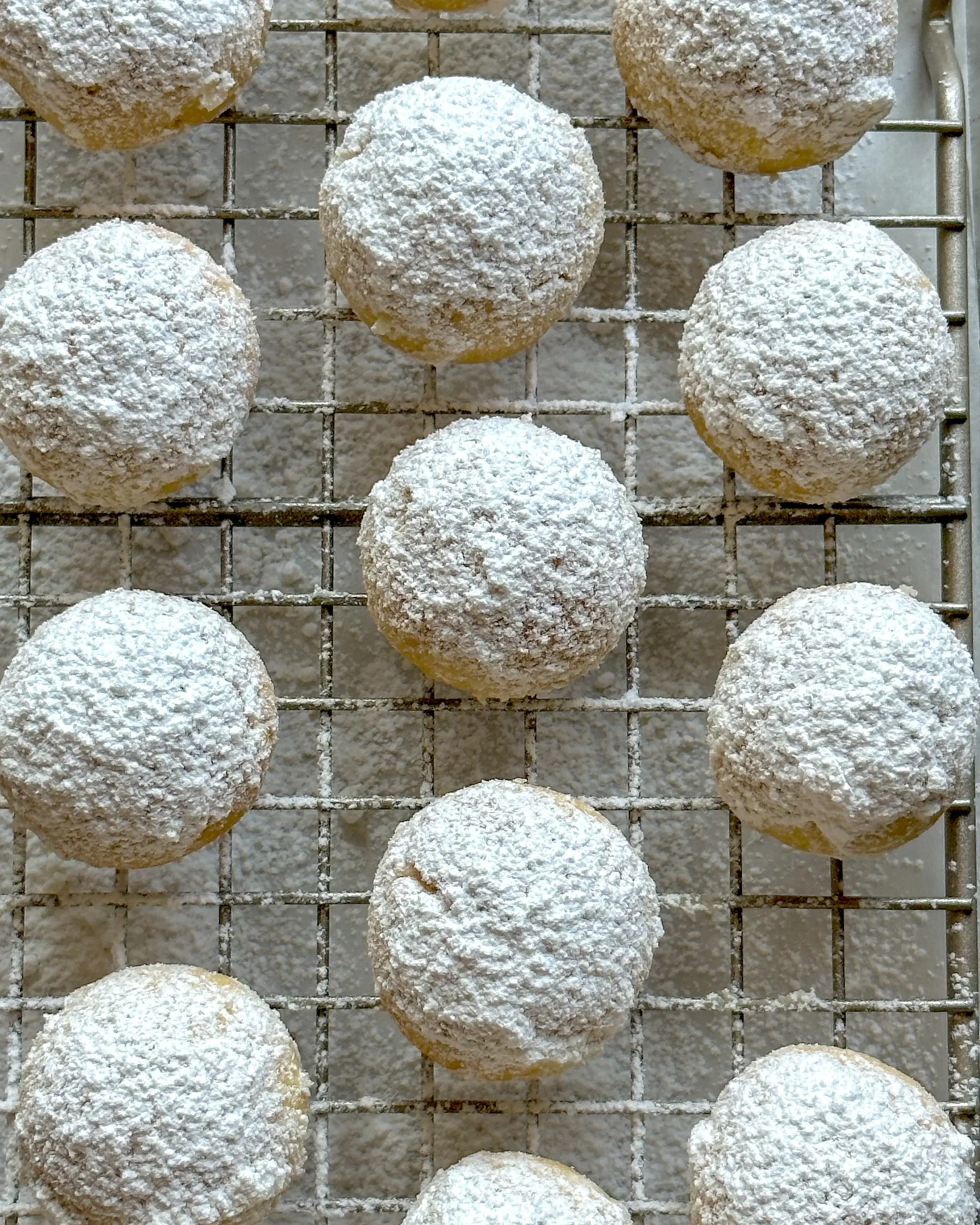 Vanilla Almond Snowball Cookies