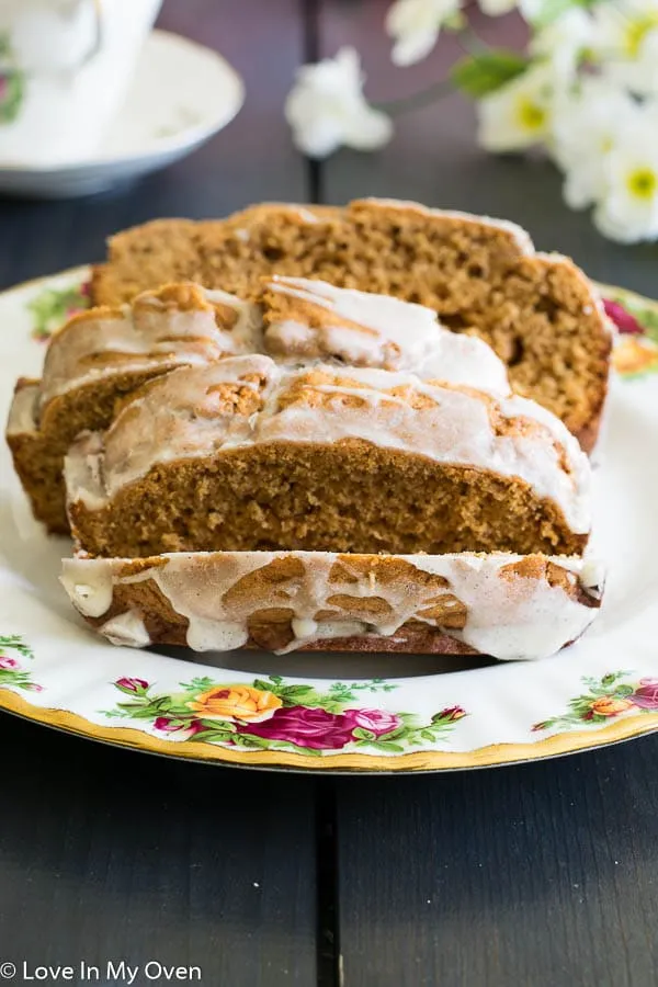 Vanilla Bean Rooibos Bread