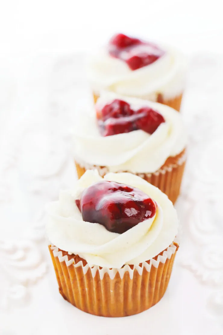 Vanilla Cherry Pie Cupcakes