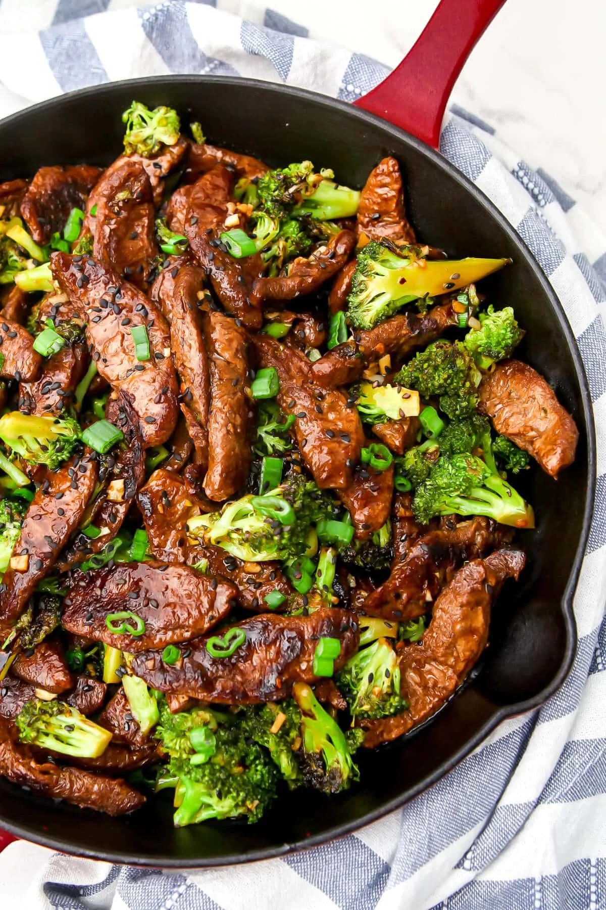 Vegan Beef and Broccoli Wontons