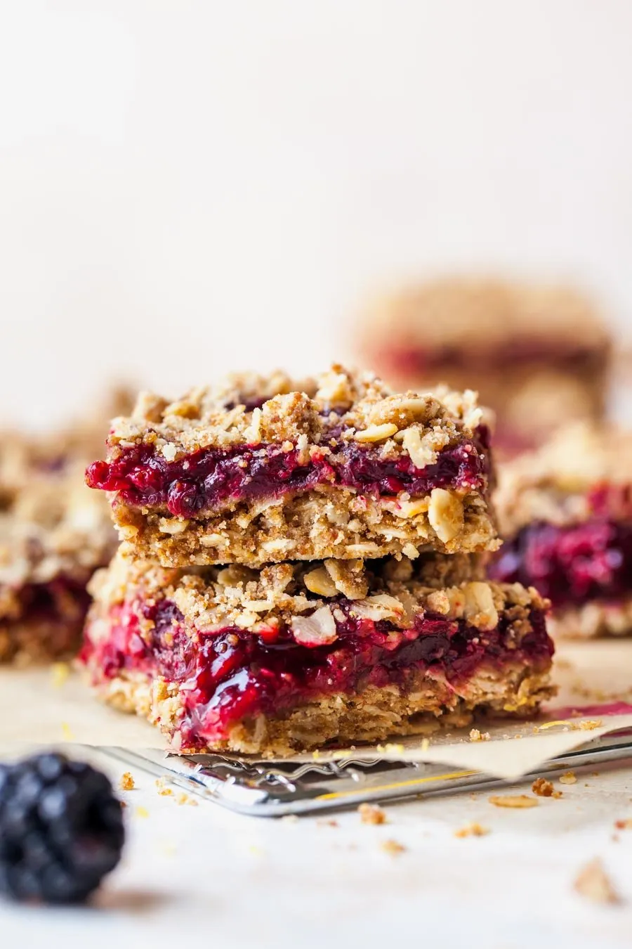 Whole Wheat Blackberry Crumb Bars