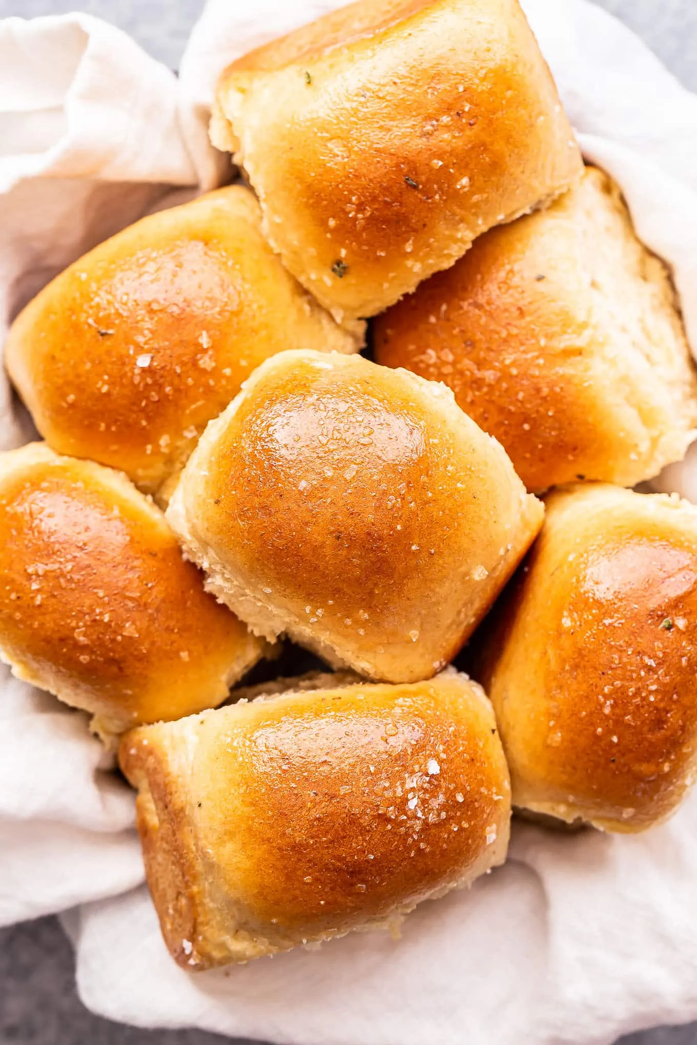Whole Wheat Dinner Rolls