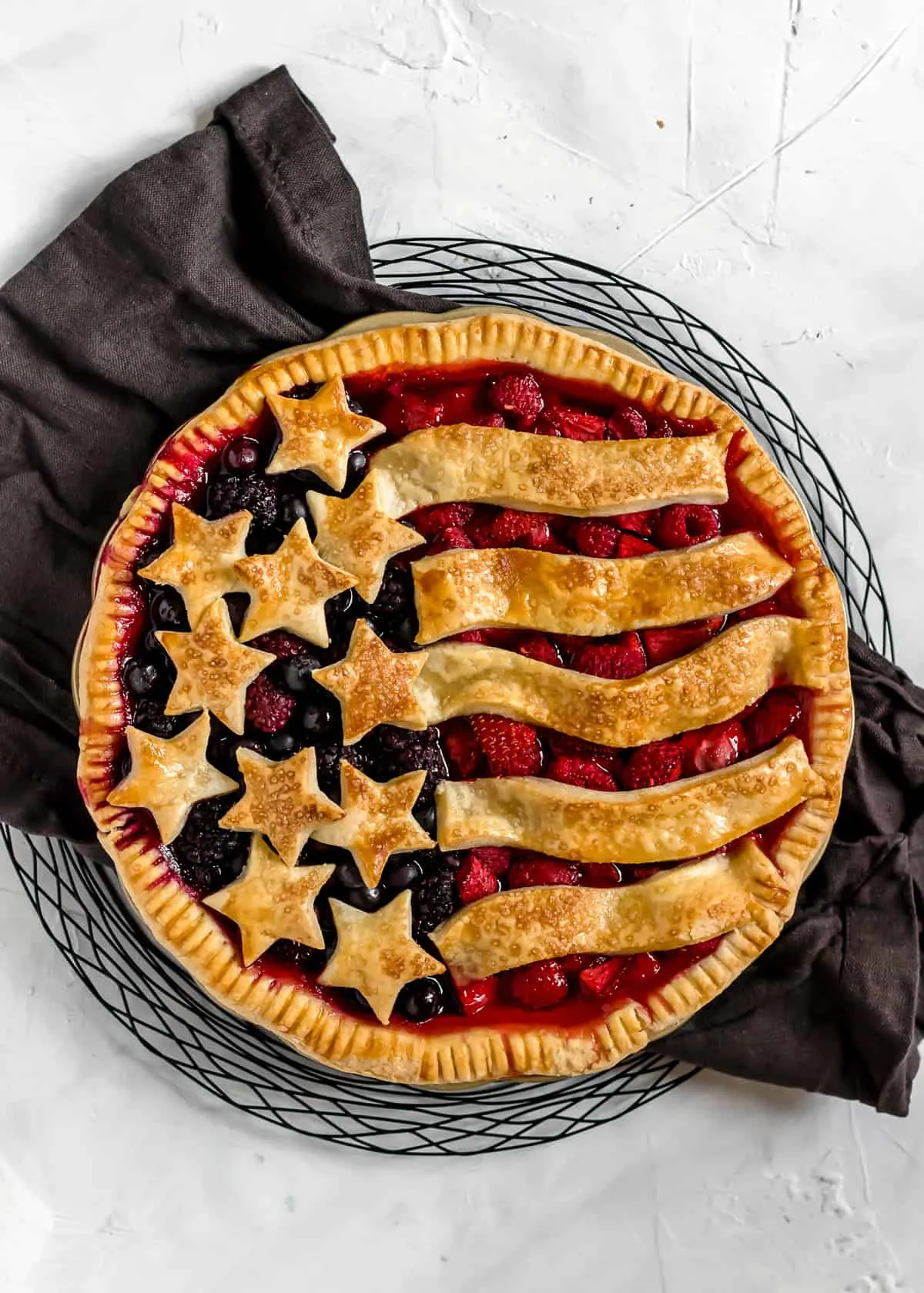 american flag berry pie