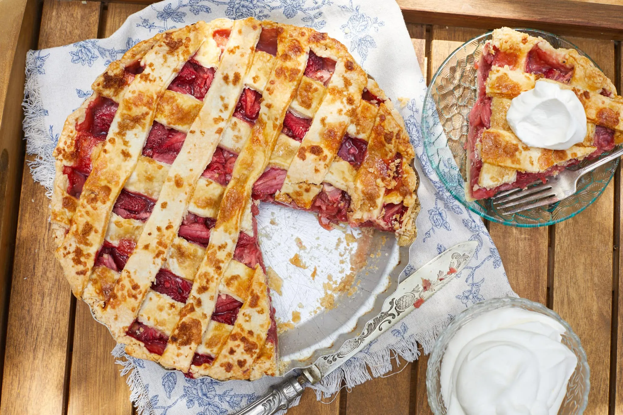 carmons county fair lattice top strawberry pie