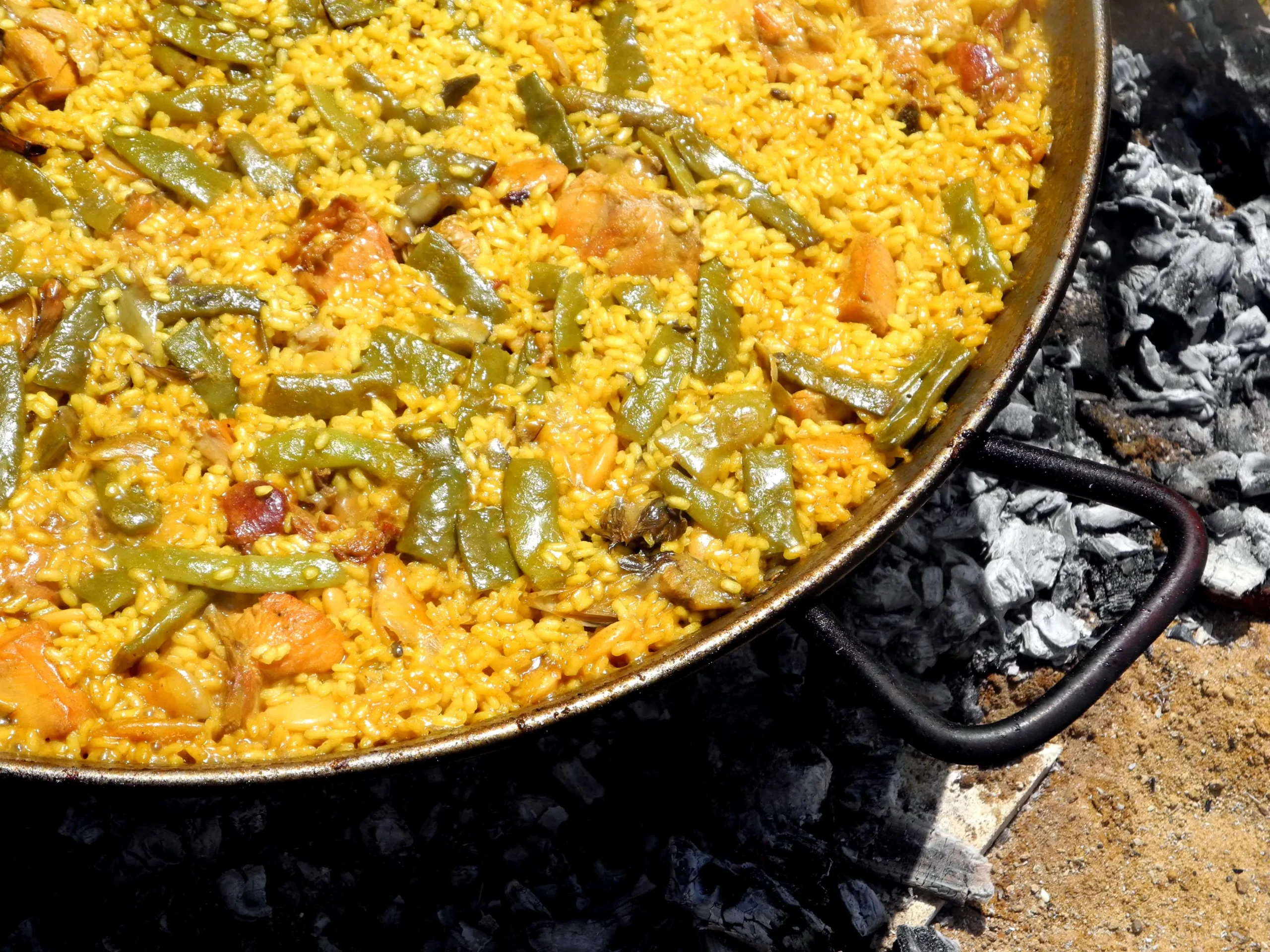paella a la valenciana
